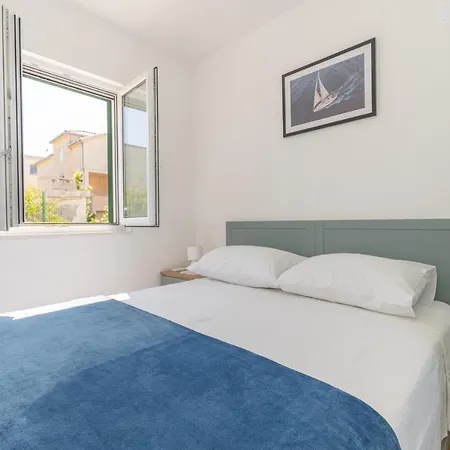Lovor & Lavanda Apartment *