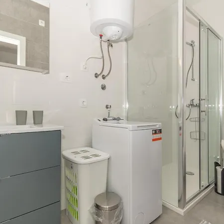 Lovor & Lavanda Apartment